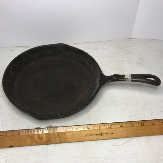 Wagner 10-1/2” Cast Iron Frying Pan