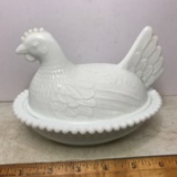 Vintage Milk Glass Hen on A Nest