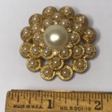 Sarah Coventry Gold Tone Brooch with Faux Pearls