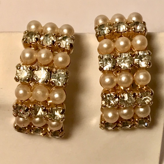 Pair of Vintage Signed Kramer Clip-on Earrings With Clear Stones & Micro Pearls