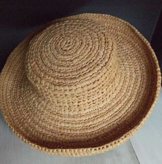 Handmade Vintage ('90s) Helen Kaminski Raffia Hat.