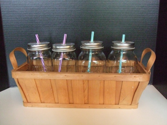 Set 4 Quart Mason Jars with Lids for Straws in Wood Basket