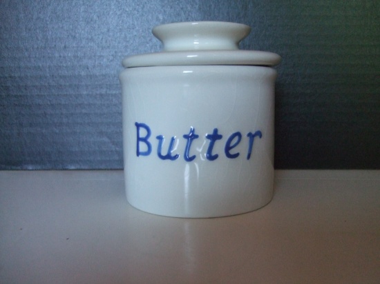 Butter Keeper/Crock.