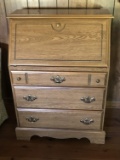 Vintage 3 Drawer vSecretary