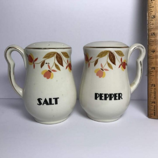 Pair of Jewel Tea Autumn Leaf Hall’s Superior Salt & Pepper Shakers