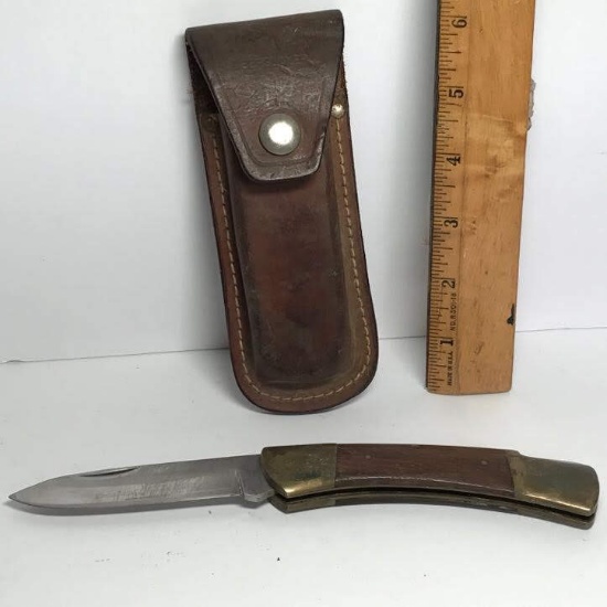 Pocket Knife with Leather Case