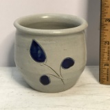 Small Williamsburg Pottery Bowl