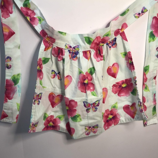 Adorable Floral Child’s Apron with Front Pockets