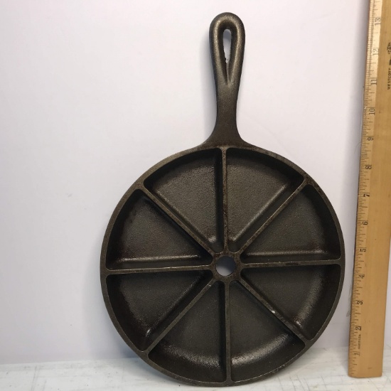 Cracker Barrel Original Cast Iron Cornstick Wedge Pan