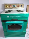 Vintage Electric Suzy Homemaker Oven - Works