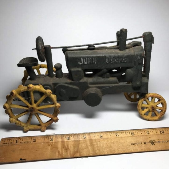 Vintage Cast Iron John Deere Tractor