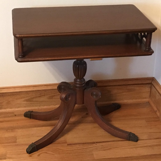 Vintage Duncan Phyfe Style End Table with Claw Feet