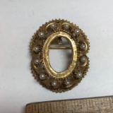 Beautiful Signed “FLORENZA” Brooch/Slider with Micro Pearl Surround