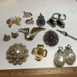 Lot of Beautiful Designer Jewelry - Most Are Sarah Coventry