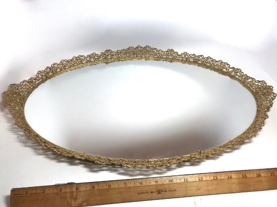 Impressive Large Oval Dresser Mirror with Beautiful Gilt Framed Edge
