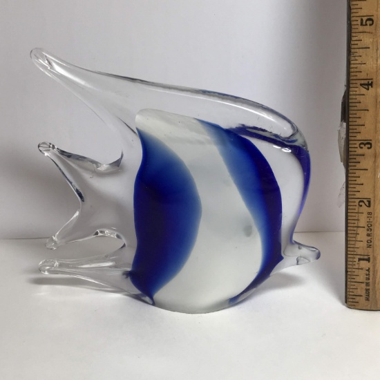 Adorable Art Glass Fish Paperweight
