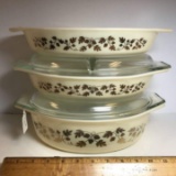Set of Vintage Pyrex “Golden Acorn” Casserole Dishes