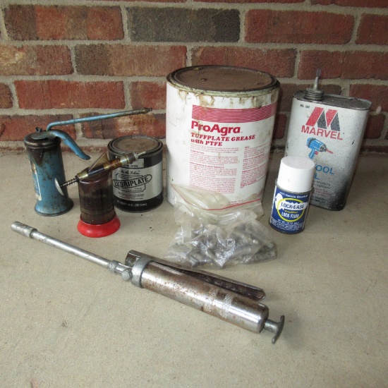 Small Grease Guns Oiler Partial Cans of Grease / Oil,  Zerk Fittings