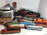 Large Lot of Vintage Train & Train Accessories by Lionel, Bachmann & Tyco