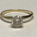 14K Gold Ring with Clear Stone (Diamond?) Size 6.5