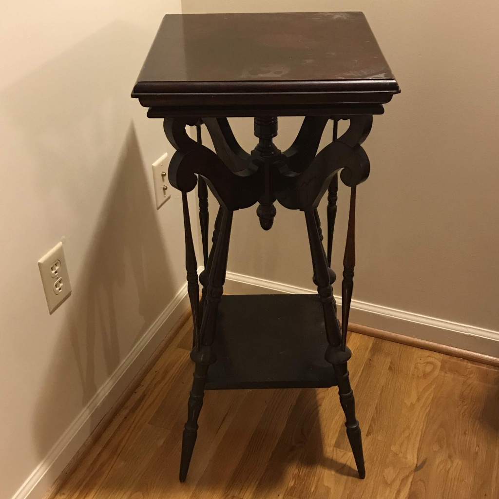 Lot Vintage 2 Tier Side Table Proxibid Auctions