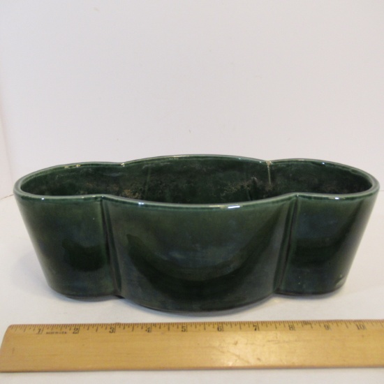 Hull Dark Green Centerpiece Planter