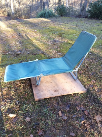 Folding Lounge Chair/Cot