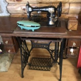 Antique Singer Sewing Machine with Cast Iron Base 4 Drawers with Glass Knobs & Many Accessories