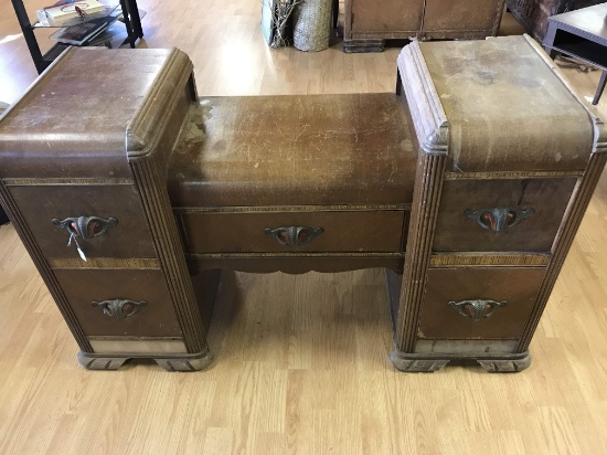 Vintage Waterfall Vanity with 5 Drawers