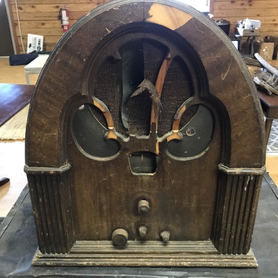 Antique Wood & Veneer Radio for Display