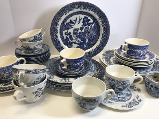 Large Lot of Vintage Blue Willow, Liberty Blue, Currier & Ives & MORE Plates, Cups & Saucers