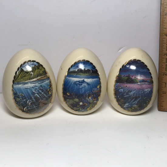 Set of 3 “Splendors of the Sea” Porcelain Eggs by Robert Lyn Nelson Danbury Mint Collectible