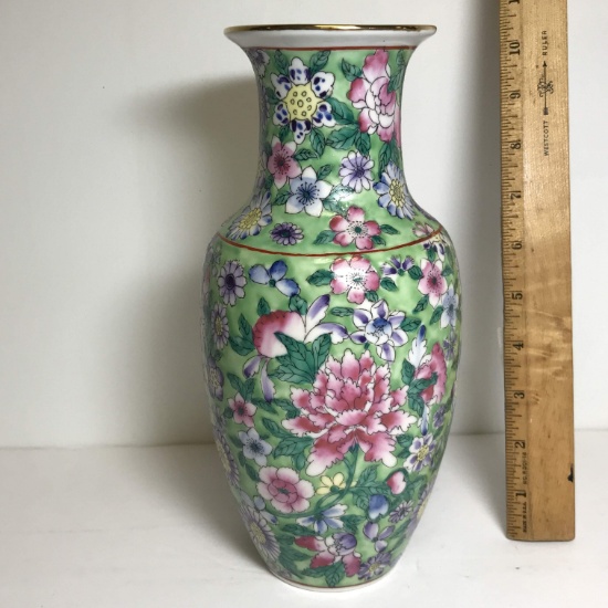 Beautiful Floral Porcelain Oriental Vase with Gilt Edge