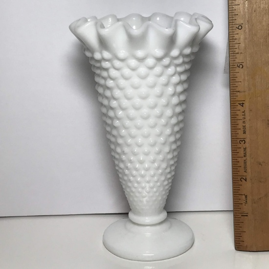 Beautiful Vintage Hobnail Milk Glass Ruffled Top Vase