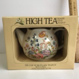 High Tea English Style 6 Cup Porcelain Teapot w/Cover 24 Karat Hand Banded Gold Trim in Box