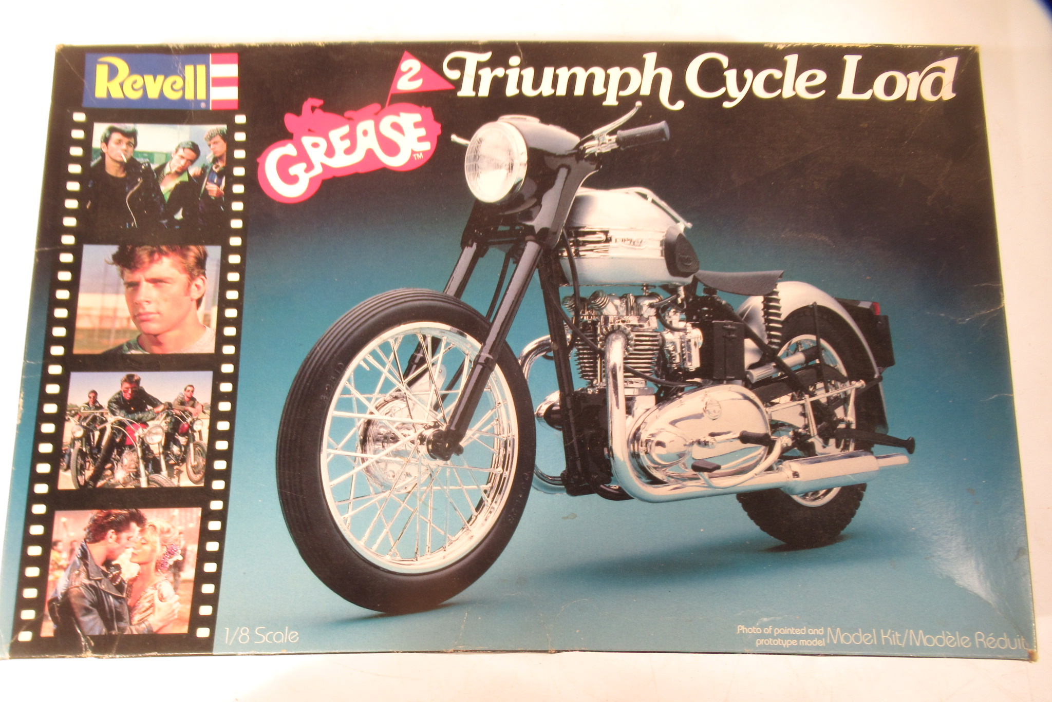 Revell triumph 2024 tiger 100