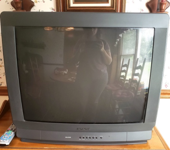 Hitachi TV with Remote