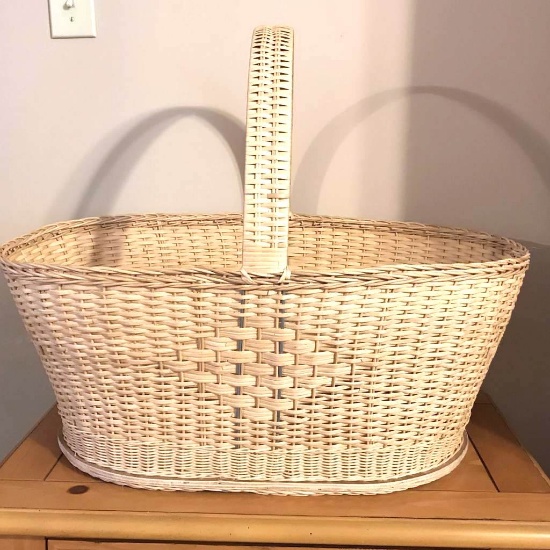 Very Nice! Large Basket Hand Woven in Costa Rica By Village Artisan