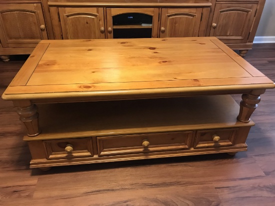 Broyhill 3 Drawer Coffee Table