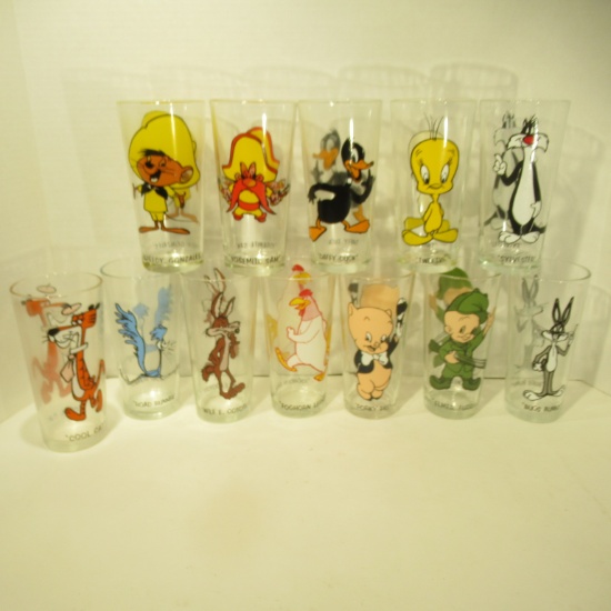 12 Looney Tunes Warner Bros. Pepsi Glasses