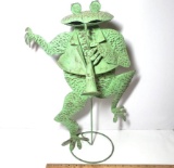 Metal Green Frog Yard Ornament