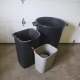 Plastic Trash Can Lot of 3