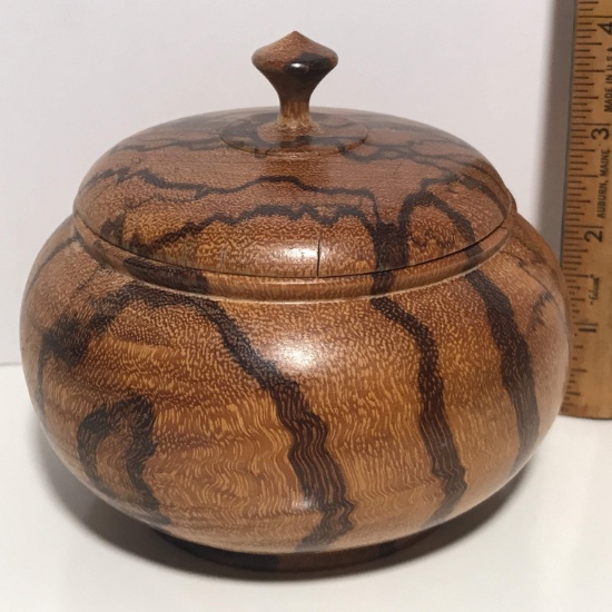 Pretty Brazilian Wood Trinket Box with Lid