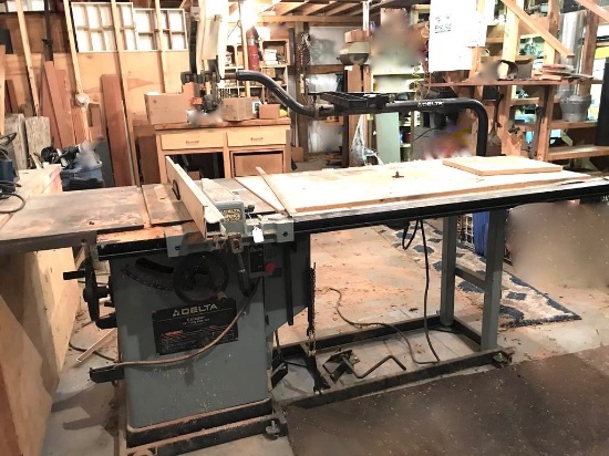 Delta Unisaw 10” Tilting Arbor Saw with Table, Built-in Router & Accessories - Works