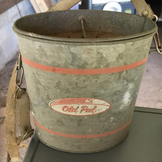 Vintage Old Pal Personal Minnow Bucket