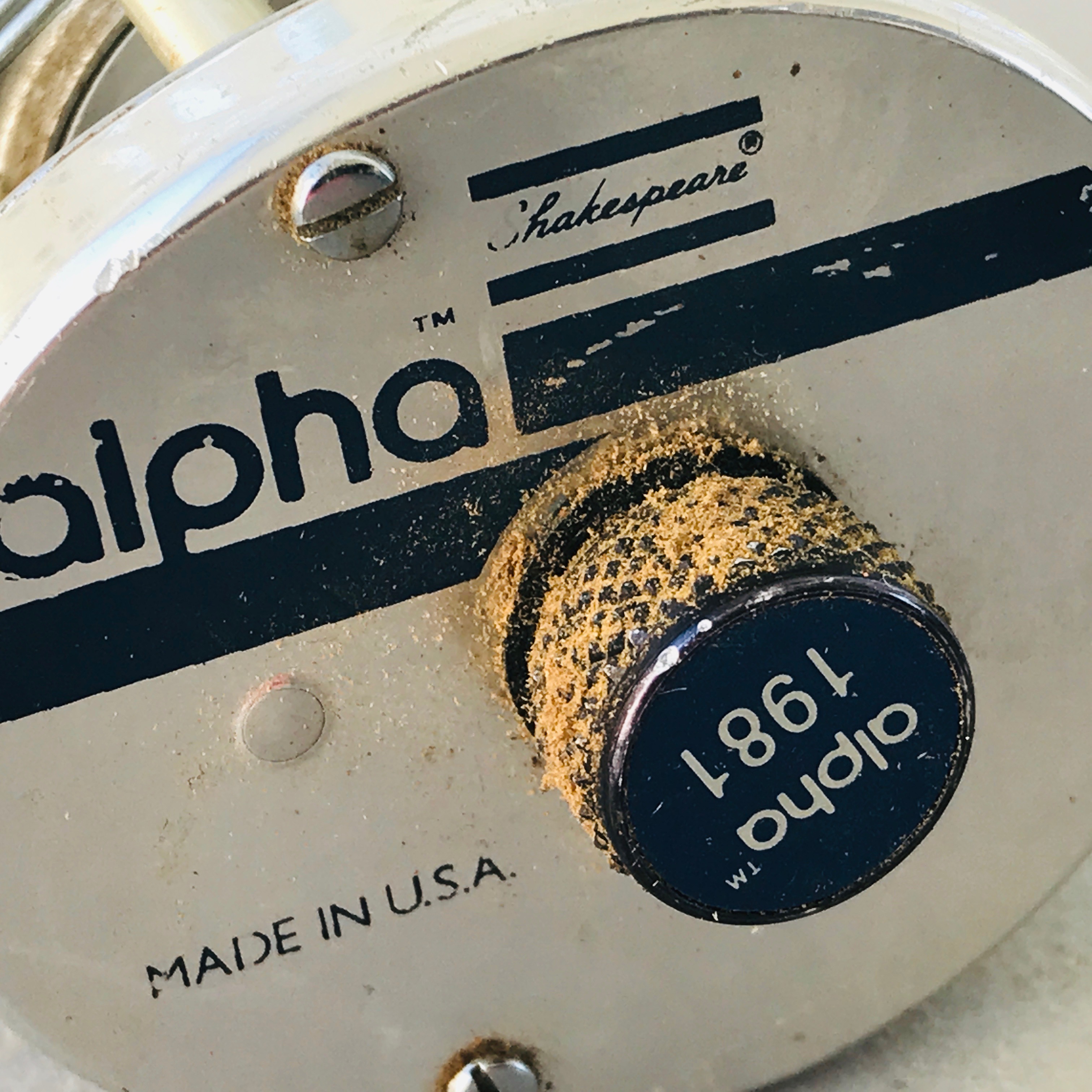 Shakespeare Alpha 1981 Fishing Reel | Proxibid Shakespeare Alpha 1981 Fishing Reel | Proxibid