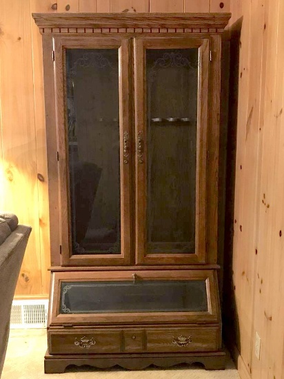 Very Nice Wooden Locking 10 Slot Gun Cabinet with Drawer & Drop Down Lower Storage