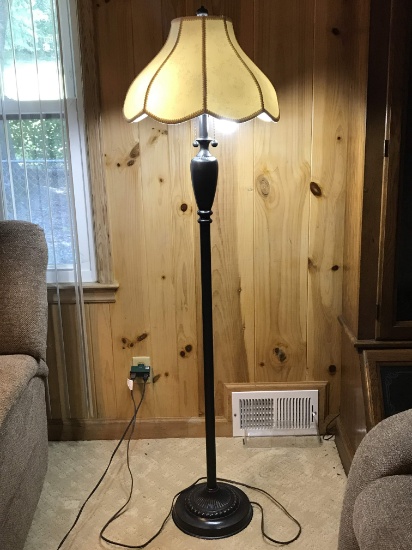 Dark Brown Metal Floral Lamp with Scalloped Floral Shade