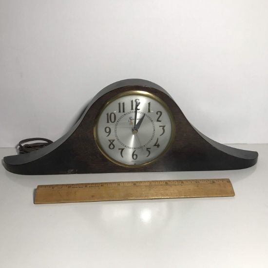 Vintage Sessions Electric Mantel Clock Model 2W Forestville, CT