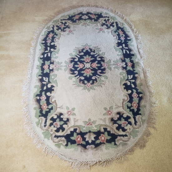 Vintage Oval Fringed Floral Rug